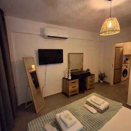 شقة Lazuli Center Ap 11 لارنكا