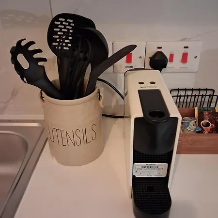 Lazuli Center Ap 11 * Larnaca