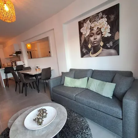 Lazuli Center Ap 11 Apartament Larnaca