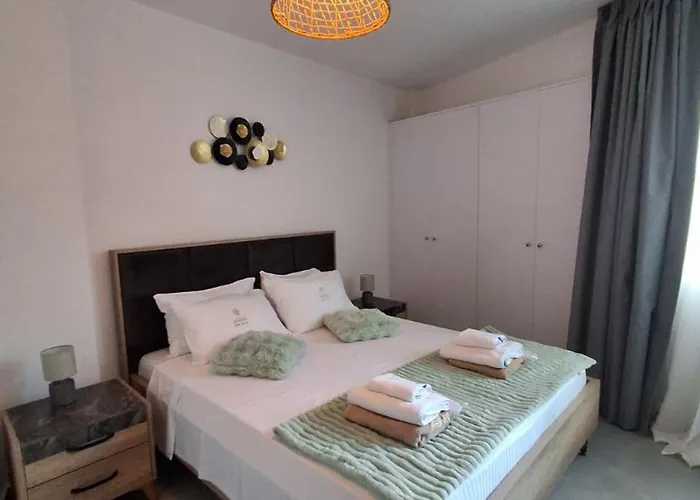 Lazuli Center Ap 11 Apartment *